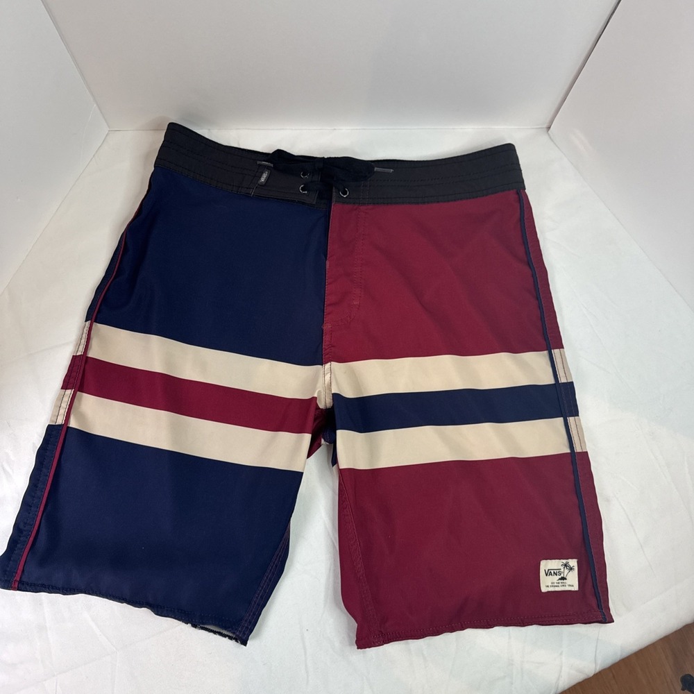 Vans Off The Wall Mens Size 30 Board Shorts Trunks Beach Surf Swim‎